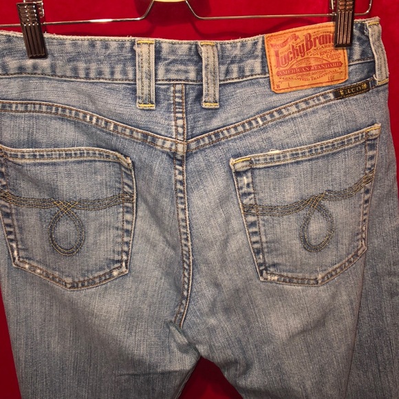 Lucky Brand Straight Leg Jeans. - Picture 5 of 5